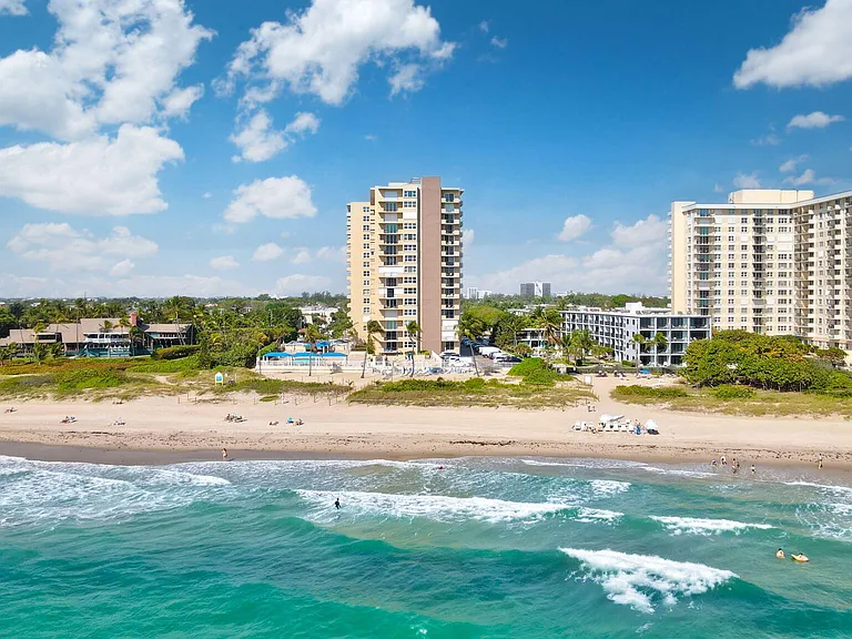 2000 S Ocean Blvd #2L — Photo 38