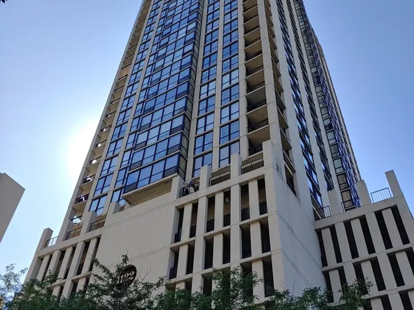 1122 N Clark St APT 1504, Chicago, IL 60610
