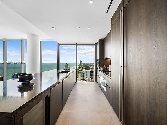 5th image of 2000 S Ocean Dr #31B