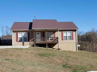 60 Country Ln, Hayden, AL 35079