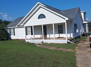648 Bill Pearson Rd, Woodruff, SC 29388