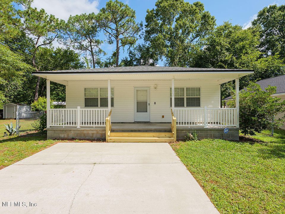 1st image of 1062 COLLIER Boulevard