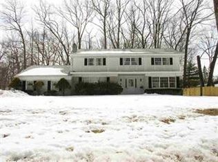 16 Par Del Rio, Clifton Park, NY 12065