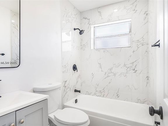 3rd image of 14980 NE 5th Ct APT 1