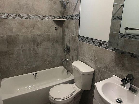 3rd image of 653 N Brooklyn St #1