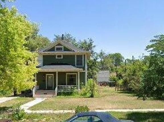 1st image of 1530 12th Ave