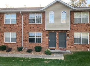 202 Sandridge Ct #202, Collinsville, IL 62234