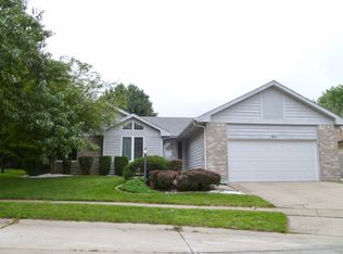 1904 Plains Ct, Urbana, IL 61802
