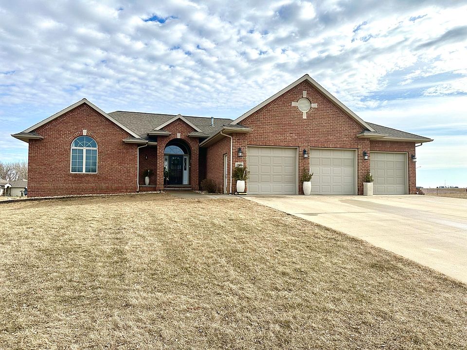 1st image of 2545 Buchanan Ct