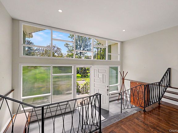 3rd image of 151 Devon Road