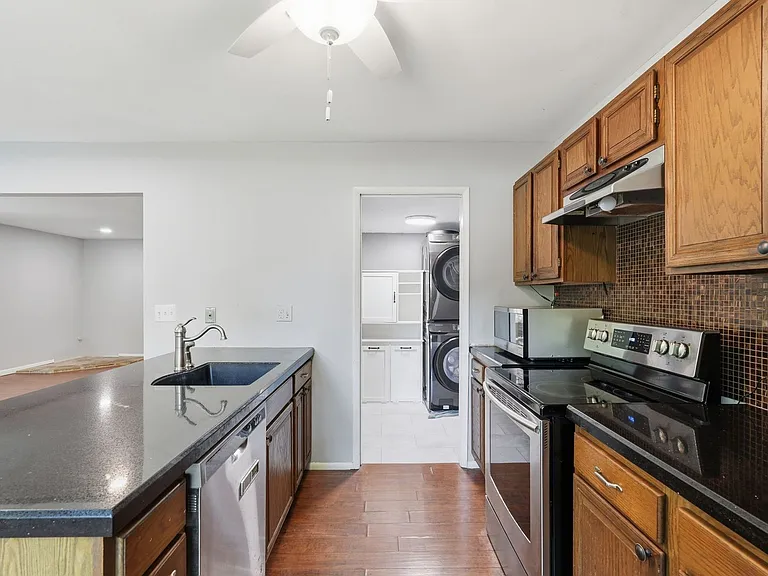 3103 Babashaw Ct — Photo 6