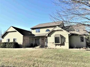13780 Lucca Forest Dr, Bloomington, IL