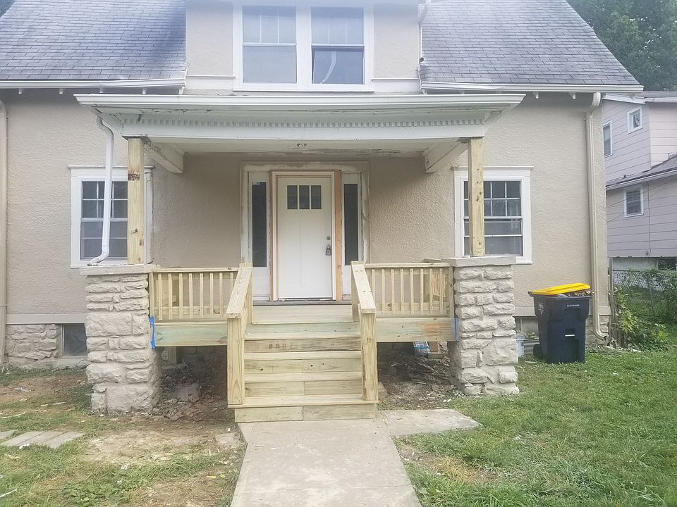 1st image of 2409 E 70th St