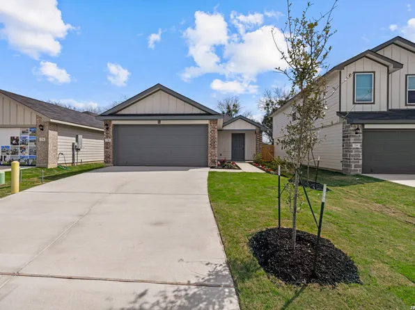 730 Jennifer Way, New Braunfels, TX 78130