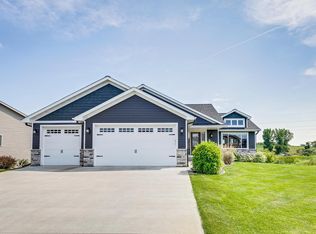 11485 Latham Ln, Chisago City, MN 55013