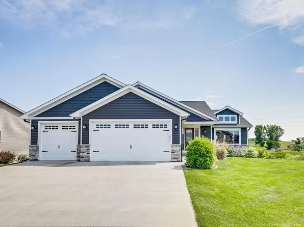 11485 Latham Ln, Chisago City, MN 55013