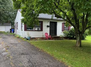 2436 Greenvale Rd, Cleveland, OH 44121