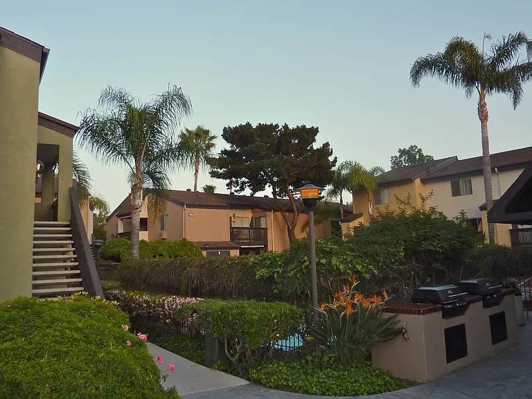 7980 Mission Center Ct #E — Photo 25