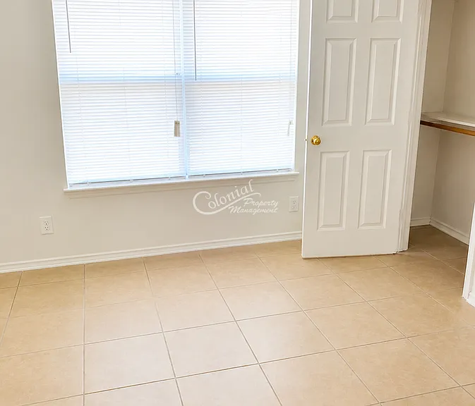 2803 Kerrville Ct #D — Photo 6