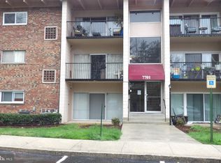 7701 Arehart Dr APT 1302, Hyattsville, MD 20784