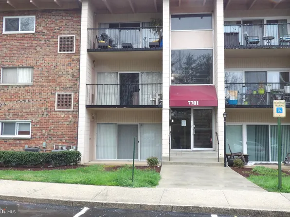 7701 Arehart Dr APT 1302, Hyattsville, MD 20784
