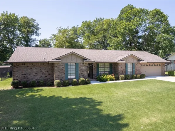 4812 S X St, Fort Smith, AR 72903