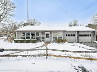 46 Old Westport Rd, Dartmouth, MA 02747