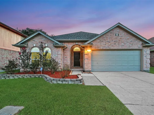 1407 Newmark Dr, Houston, TX 77014