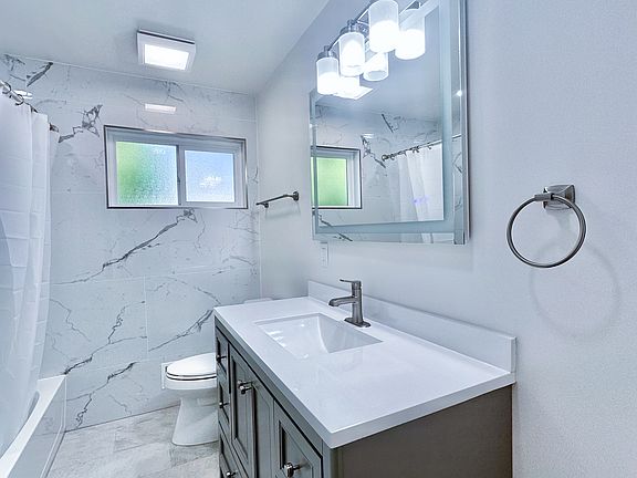 4th image of 655 Mariposa Ave APT 1