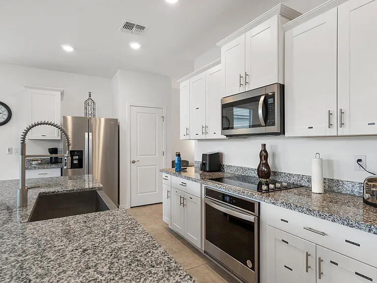 S 224th Ln — Photo 5