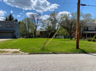 111 Forest Park Dr, Youngstown, OH 44512