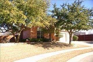 1st image of 2905 Glen Hollow Ct