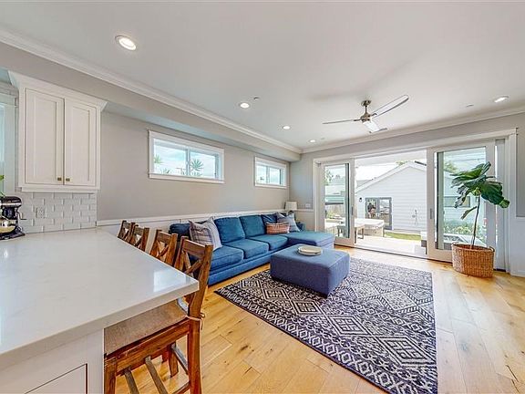 5th image of 411 Alameda Blvd