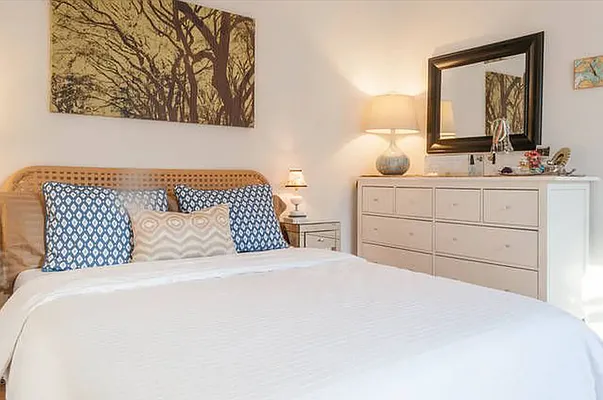 Rented by REAL New York | media 9