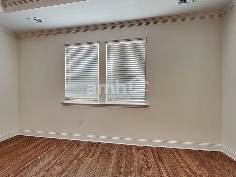 165 Stowe Rd — Photo 10