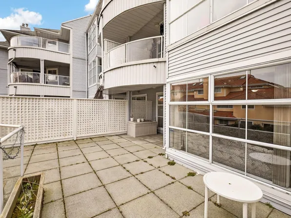 8611 General Currie Rd #106, Richmond, BC V6Y 3W4