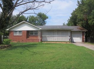 2335 McAdam St, Wichita, KS 67218