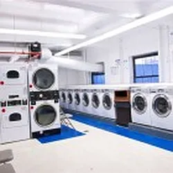 Rented by R New York