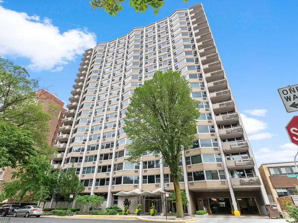 555 W Cornelia Ave APT 1004, Chicago, IL 60657