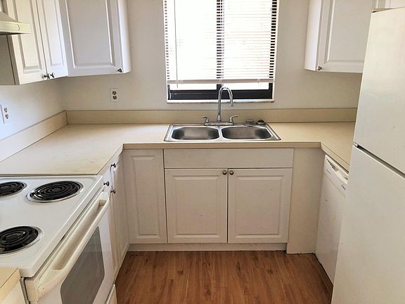 2nd image of 785 N Jasmine Ave #A