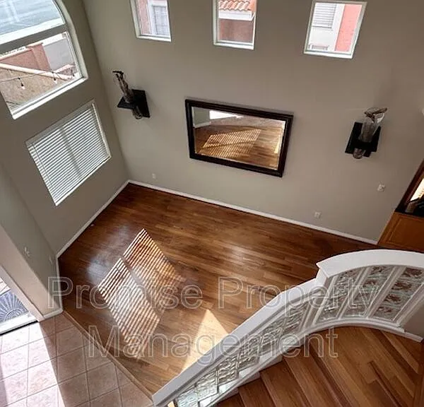 3176 San Helena Dr — Photo 9