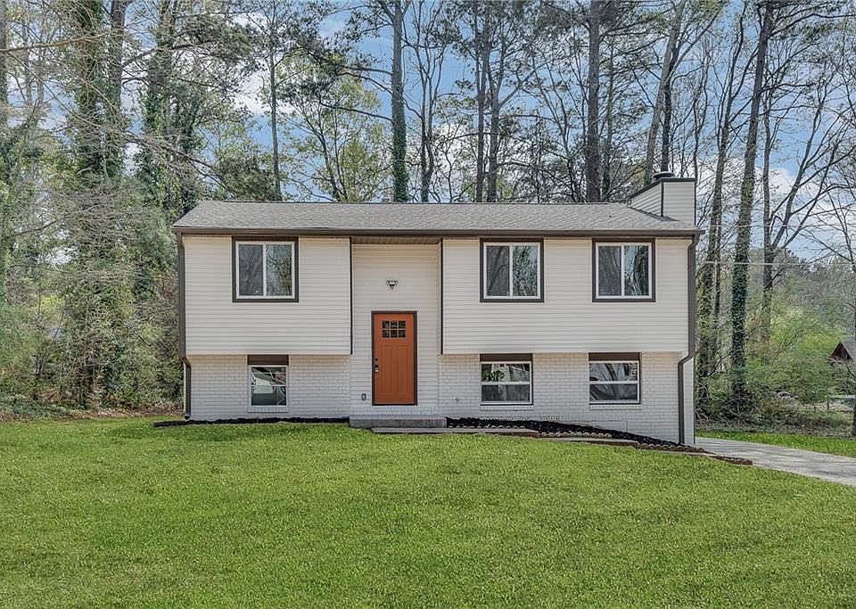 1st image of 3394 Dearwood Dr SW