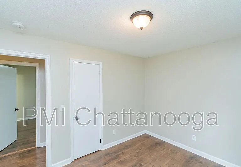 37 Anderson Rd — Photo 13