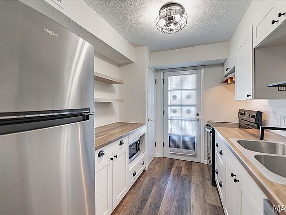 5th image of 603 Rosetta Dr APT E