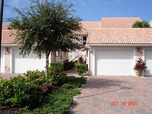 Garage W/Deep Driveway