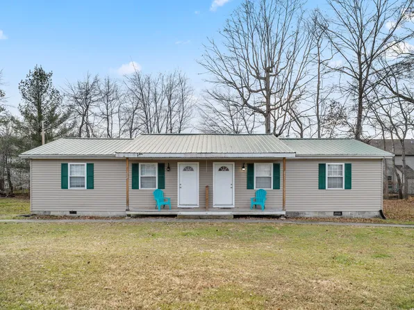 209-211 Strange St, Stanton, KY 40380