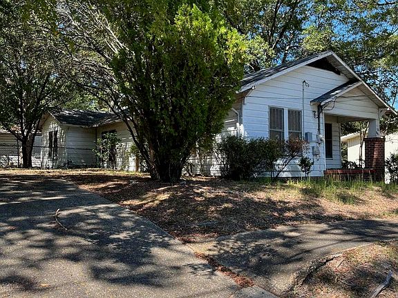 3rd image of 700 Hawthorne Ave