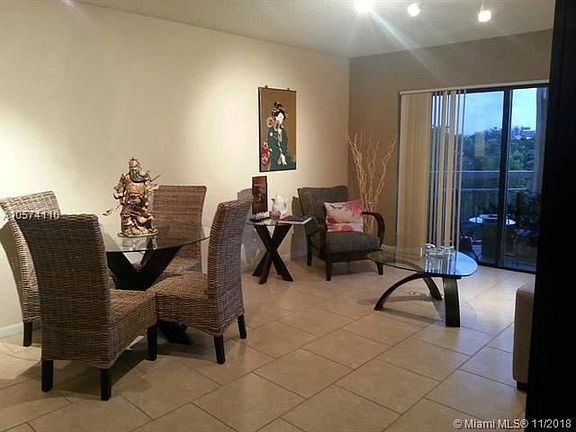 4th image of 8290 Lake Dr APT 403