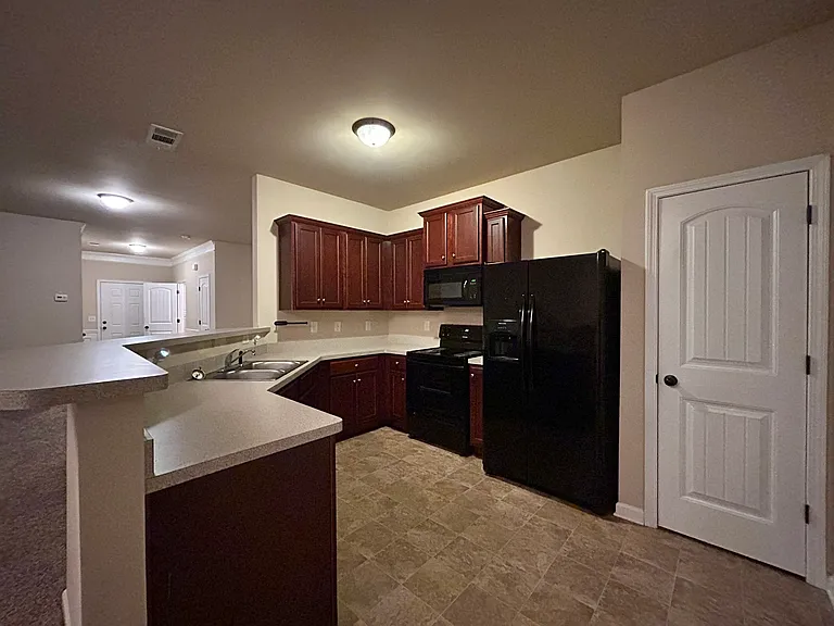 690 Oakside Pl — Photo 12