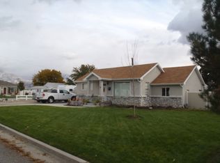 38 W Rose Cir, Murray, UT 84107